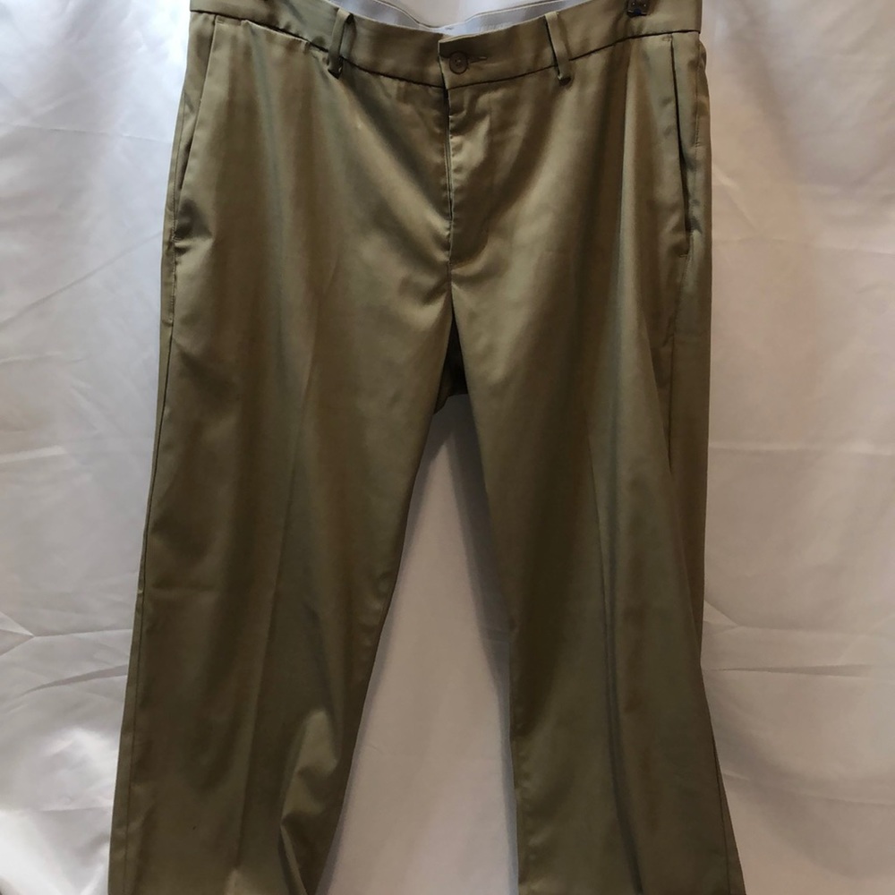 Men’s Nike golf pants